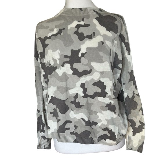 Jamison Woman’s Camo Open Back‎ Sweater Sz M - Picture 1 of 4